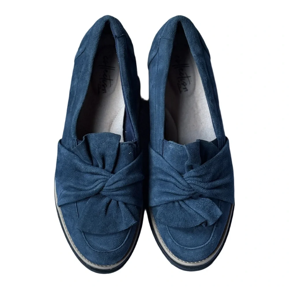EUC The Collection By Clark’s Sharon Dasher Blue Suede Loafers Sz 6